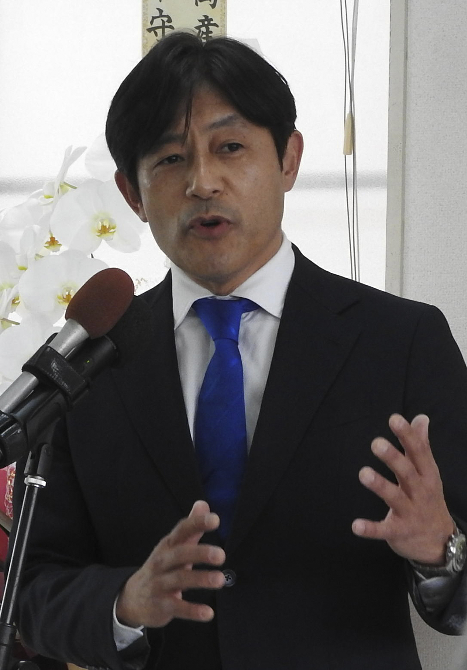 県知事選候補予定の安達氏が事務所開き 今日新聞