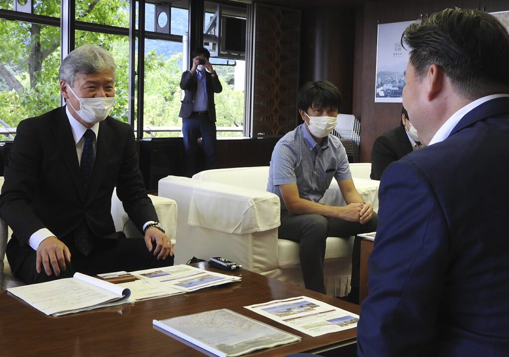 九州大学病院別府病院が市長に説明 今日新聞